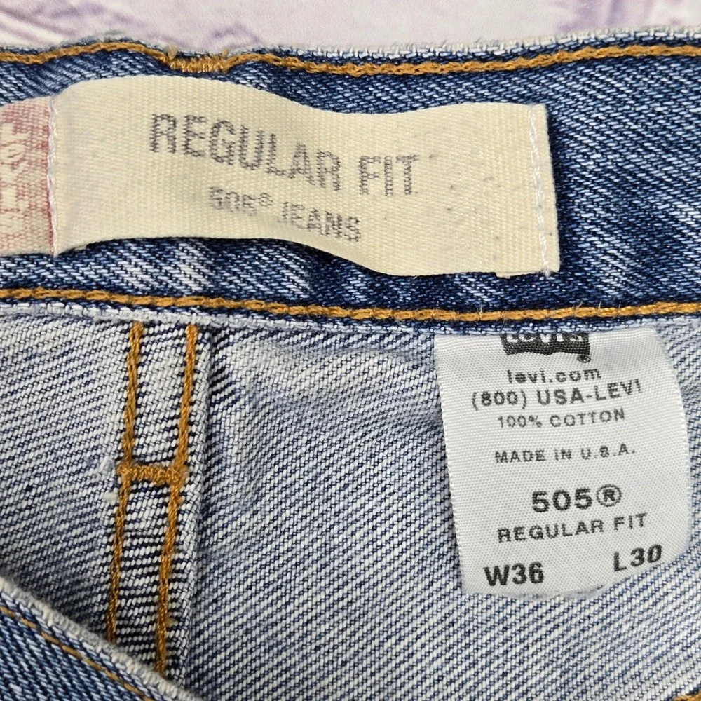 Levis 505 Regular Fit Jeans Mens 36x30 Light Wash Blue Denim Made in USA Vintage